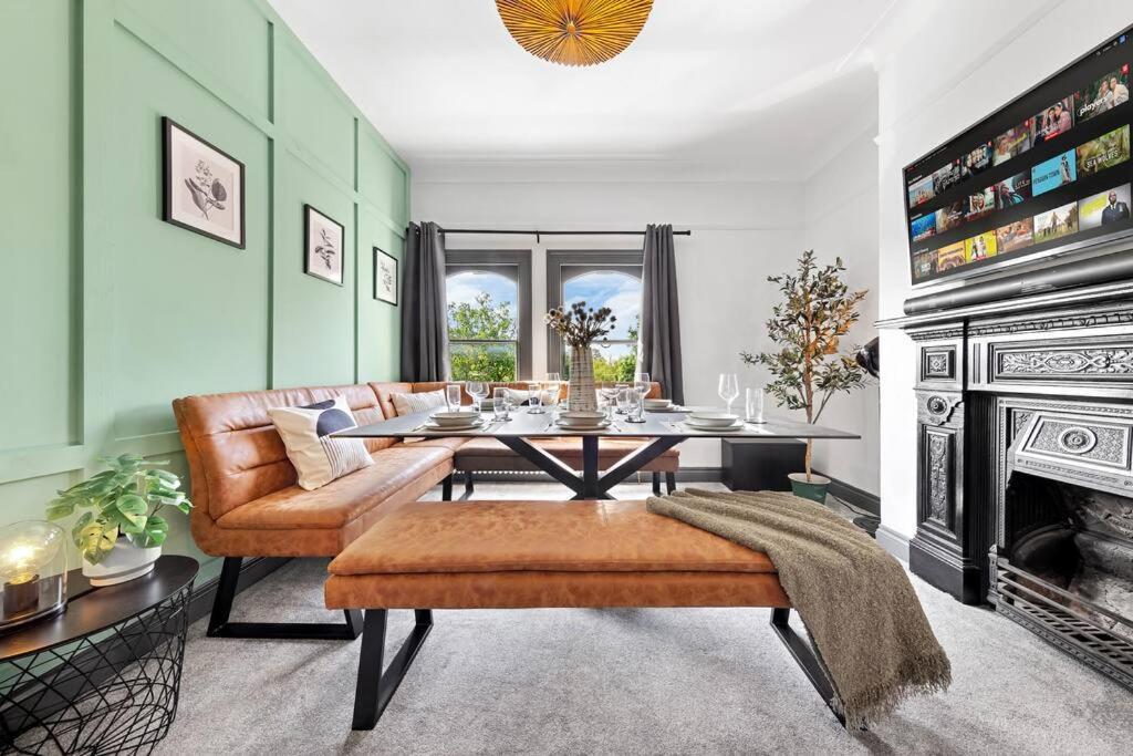 Apartment Stylish 3bed 2bathroom Flat - 4 Mins To Tube