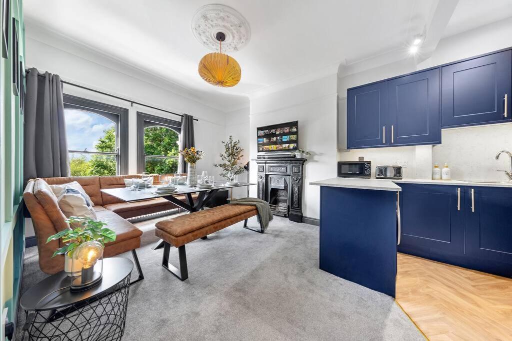 Apartment Stylish 3bed 2bathroom Flat - 4 Mins To Tube